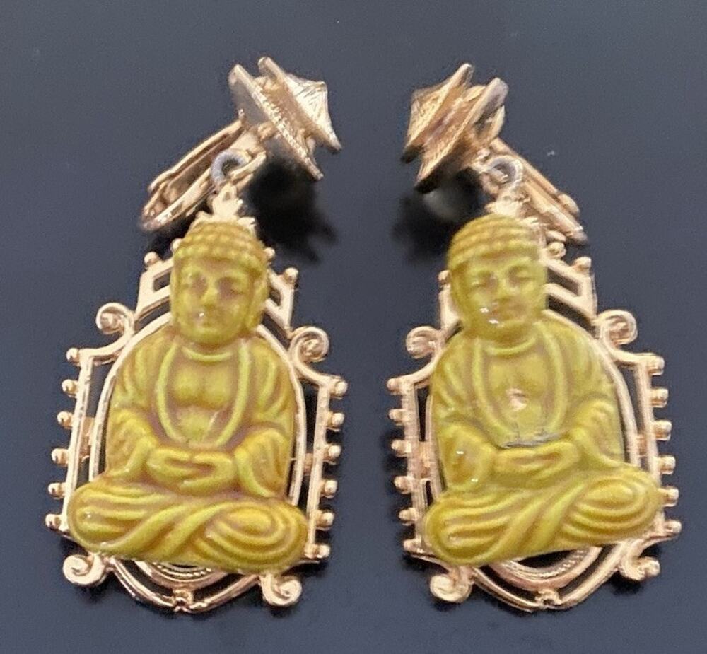 Sitting BUDDHA Earrings Dangle ClipOn Gold Tone Filigree Resin in Green - Gold